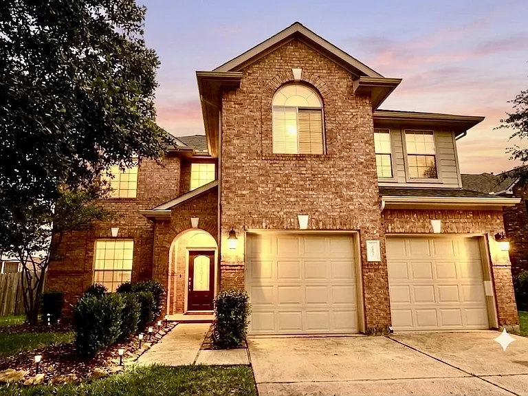 5102 Heatherdawn Ct — Photo 2