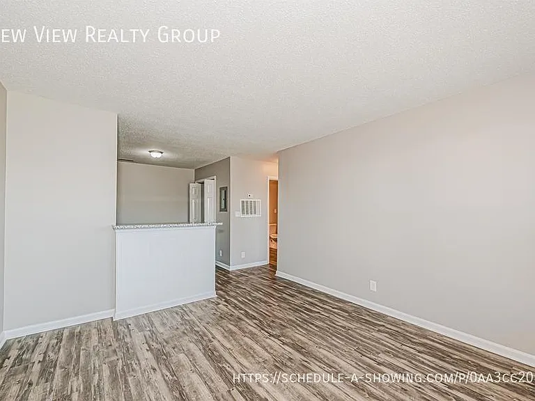238 Hoskins Mill Ln #C — Photo 4
