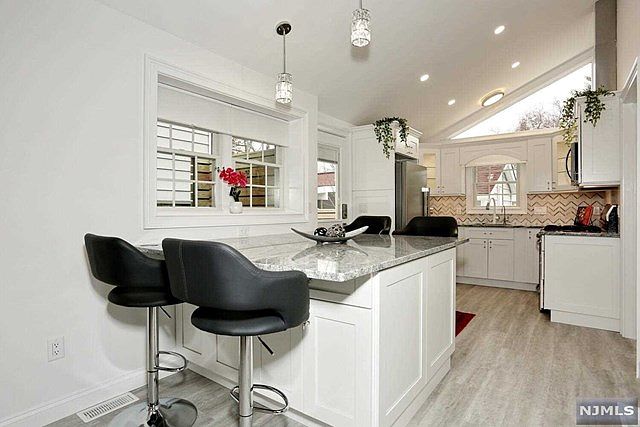 1st image of 60 Harrison Ave #C
