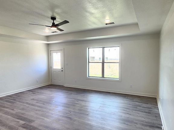 4th image of 1501 Ryan Dr