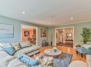 955 Margaret St, Monterey, CA 93940