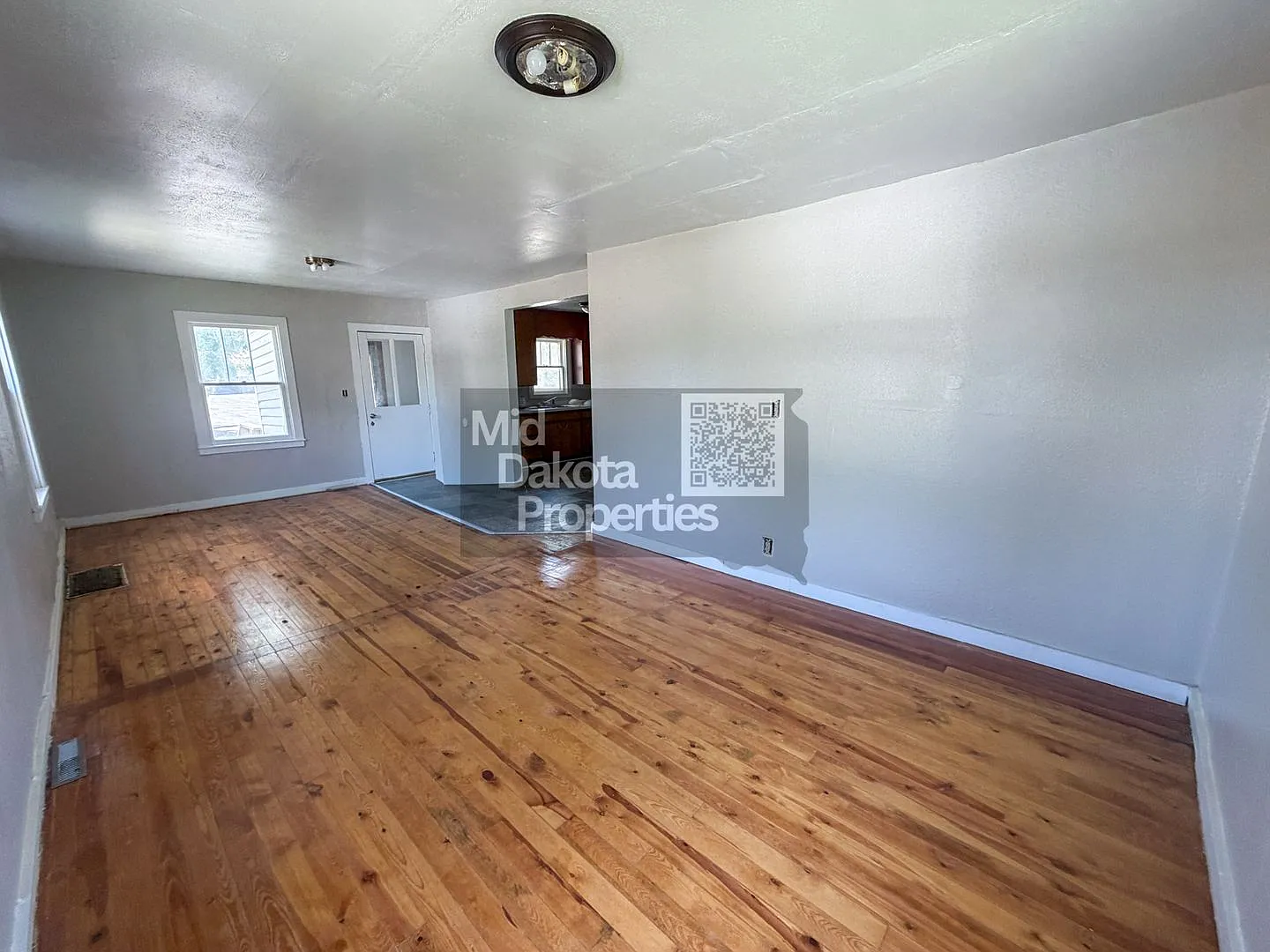 623 N Edmunds-3 Bedroom, 1.75 bathroom house — Photo 4
