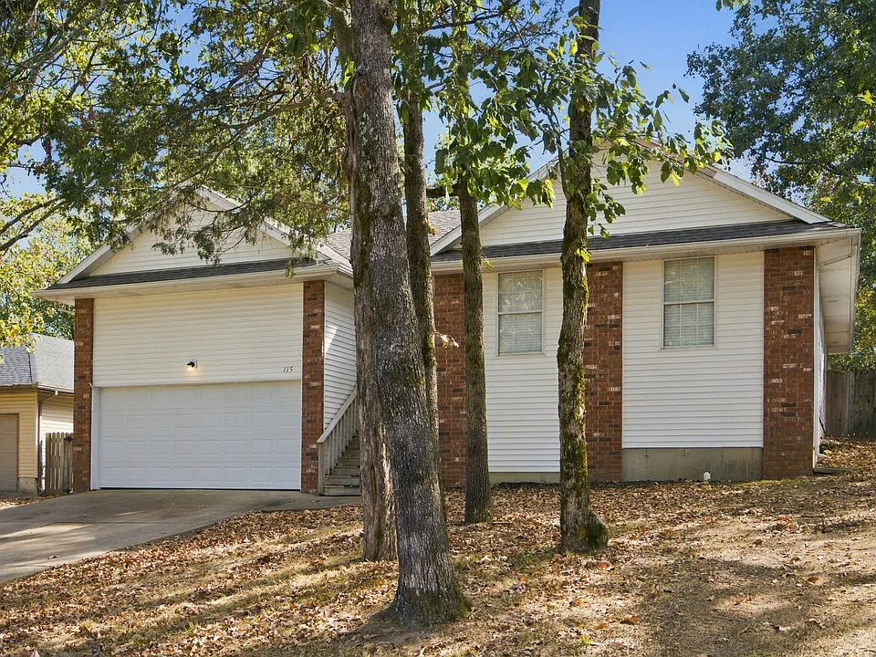 115 Richmond Heights Blvd