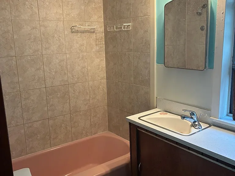 28 Rose St #2 — Photo 10