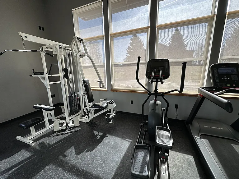 Victoria Pointe — Photo 15