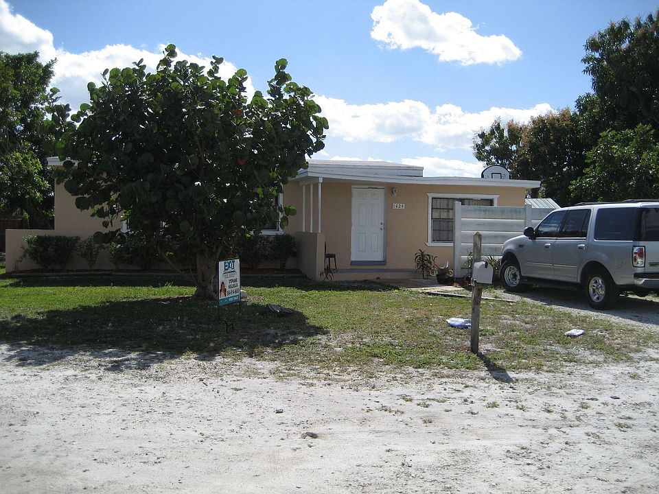 1st image of 1424 NW 13th Ct