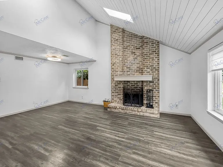 767 Dove Cir — Photo 6
