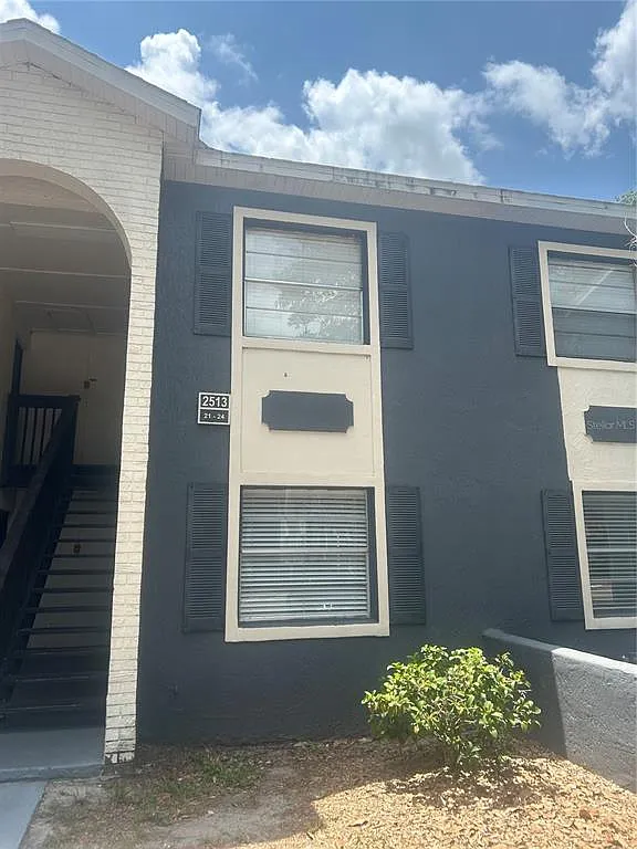 2 bed, 1.0 bath, 850 sqft, $1,395 — Photo 2