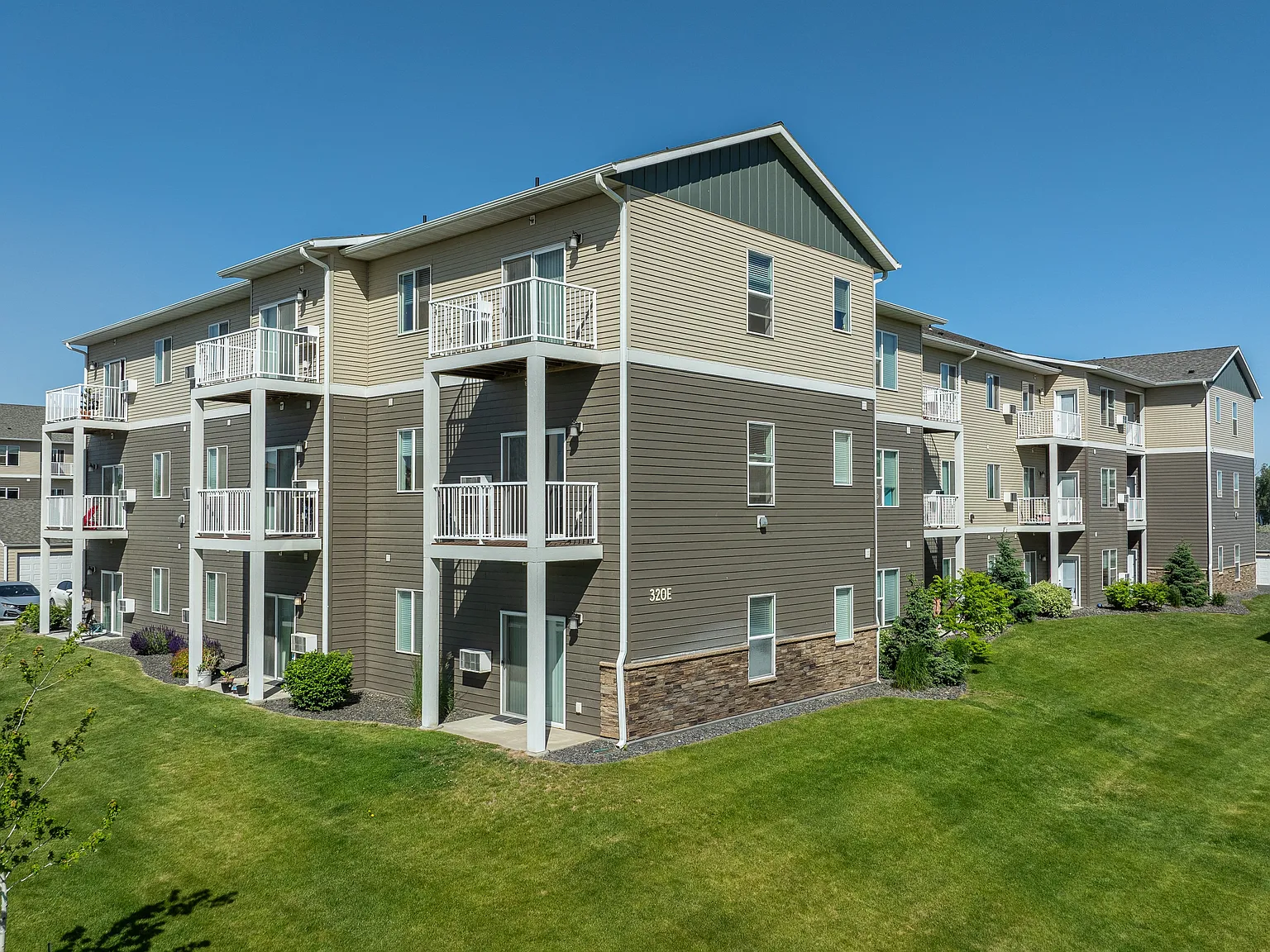 Port View Apartments — Photo 3