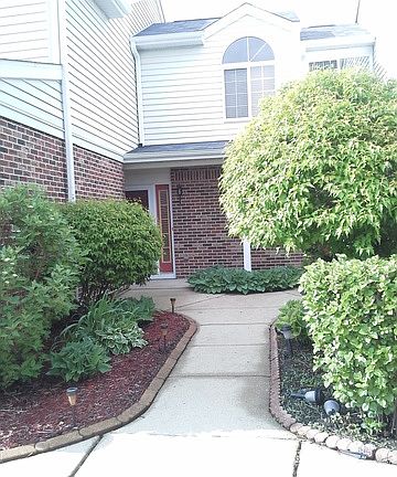 2nd image of 515 Canterbury Dr