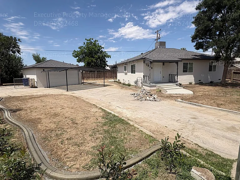 1928 Doolittle Ave — Photo 3