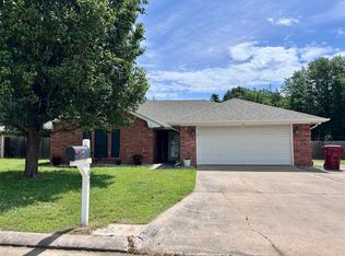 187 Sandy Ln, Paris, TX 75462