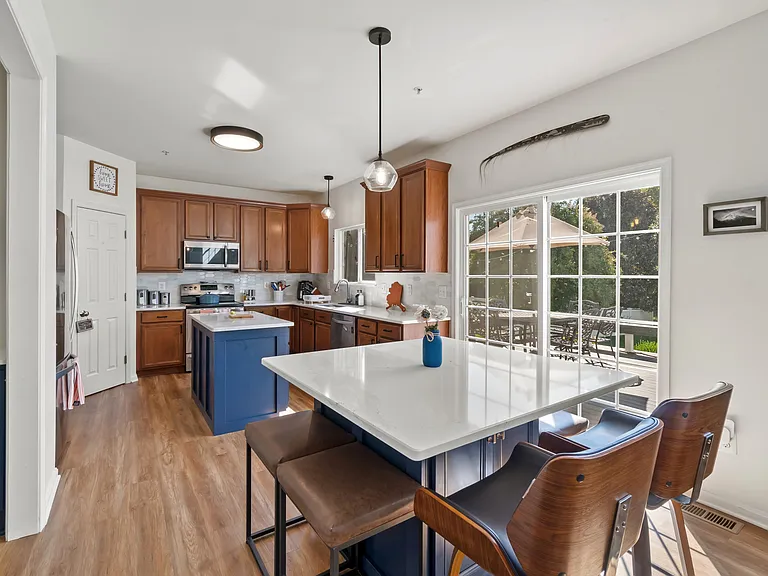 314 John Patrick Dr — Photo 6