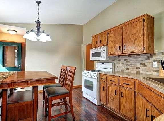 3rd image of 1820 Michael Dr
