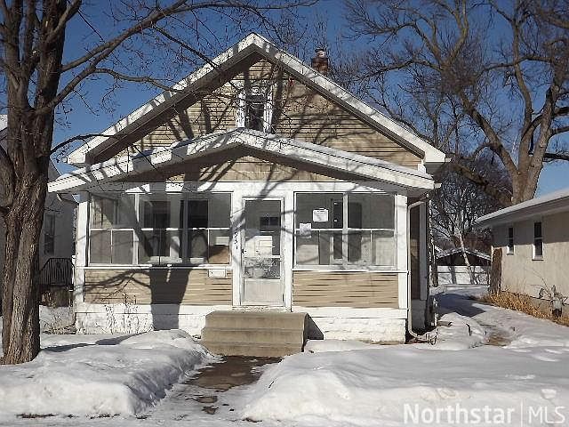 1st image of 1931 Cottage Ave E