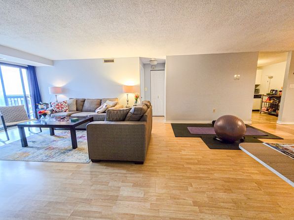 500 Salem St APT 602, Medford, MA 02155