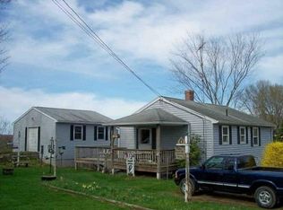 1 Townfarm Rd, Dudley, MA 01571