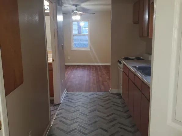 Henderson Road 8 Plex Apartments, 730 Henderson Rd #738, Dublin, GA 31021