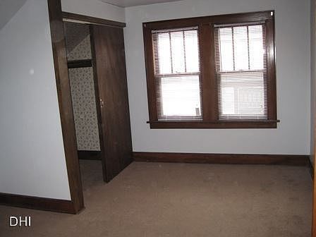 2nd image of 928 D St APT 2
