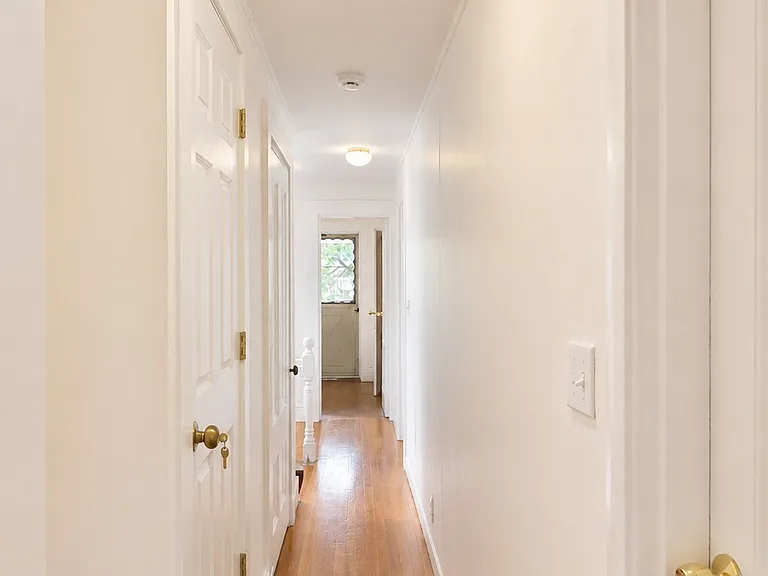 23 Mount Vernon St #2 — Photo 19