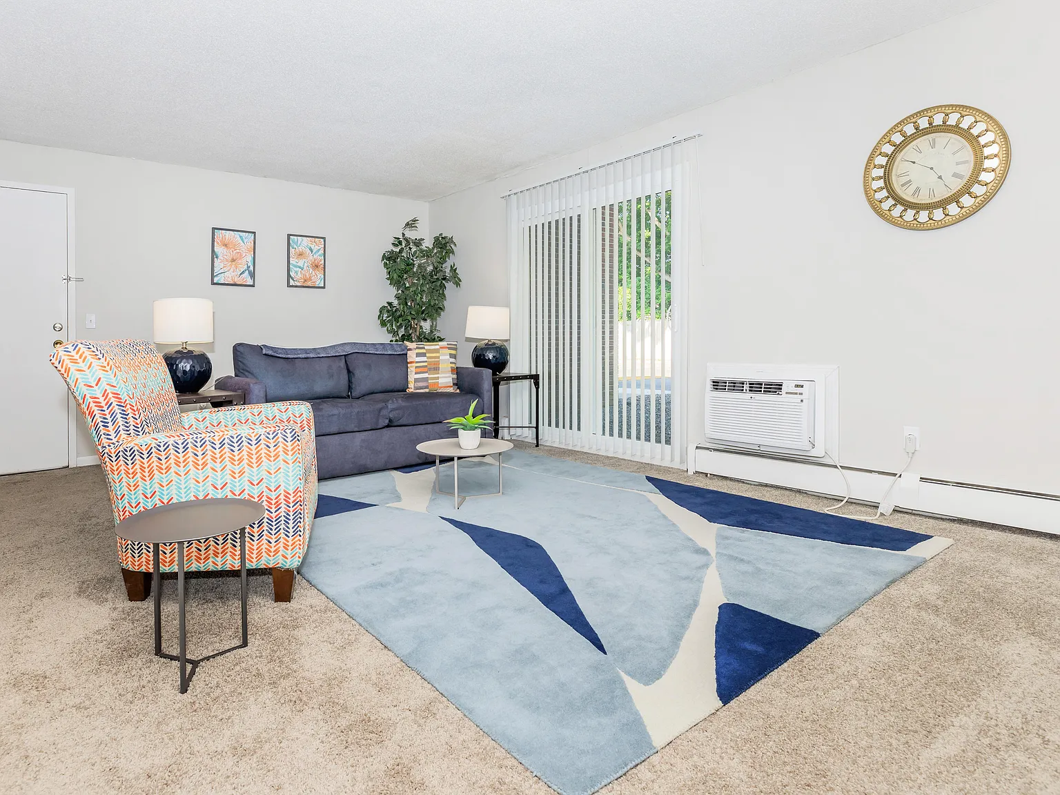 Rivers Edge Apartments — Photo 4