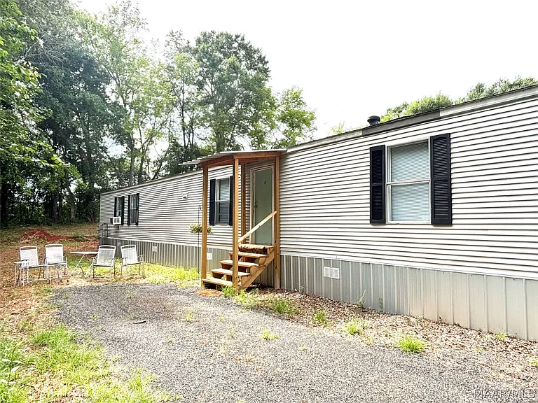1321 Gator Hill Dr — Photo 1