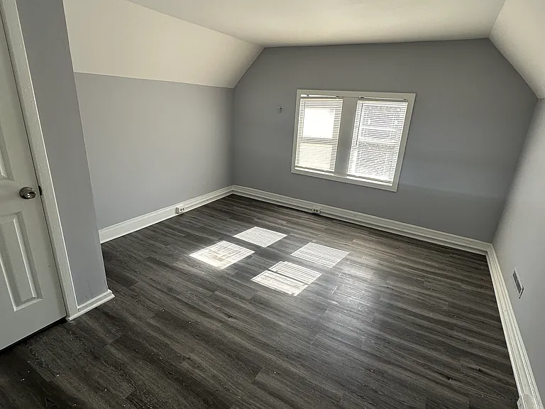 165 Starr St #2A — Photo 43