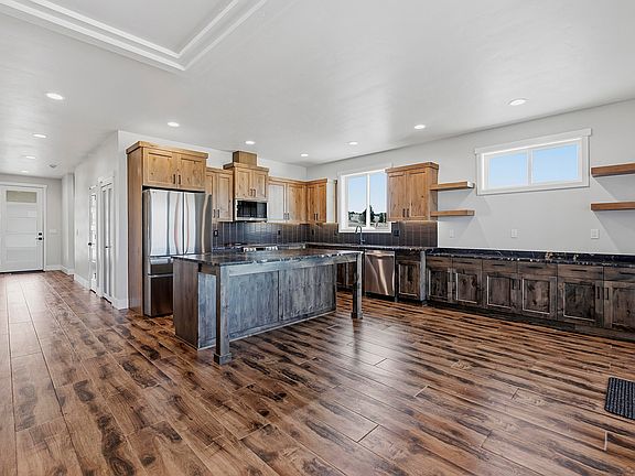 5th image of 790 SE Cub Ct Lot 1