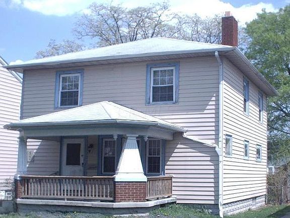4th image of 544 Wrexham Ave