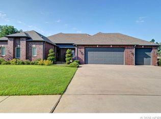 308 S 77th St, Broken Arrow, OK 74014