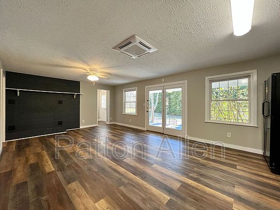 5th image of 25 Little Martha Ln