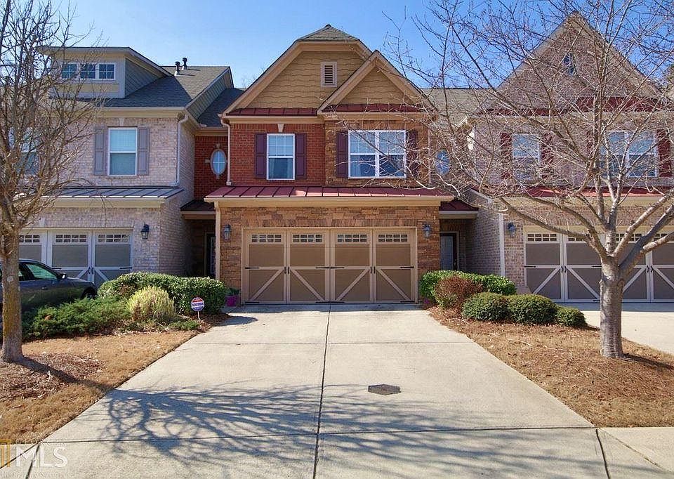 2 car garage - east facing Unit, drive way to park more