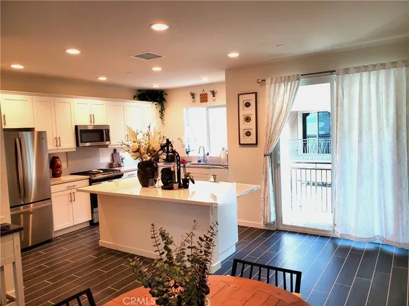 609 Shadowbrook, Foothill Ranch, CA 92610