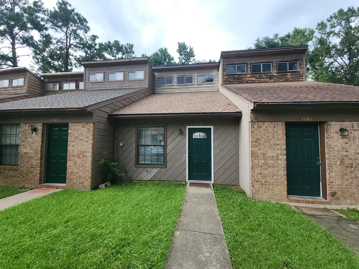 Building Photo - 1143 Ocala Rd