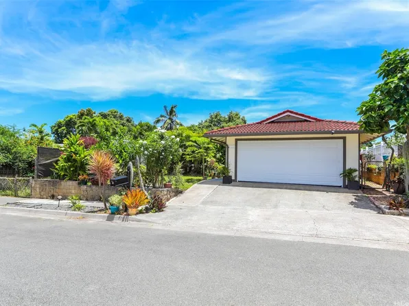 1724 Akaakoa St, Kailua, HI 96734
