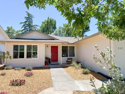 242 Pheasant Drive, Healdsburg, CA, 95448