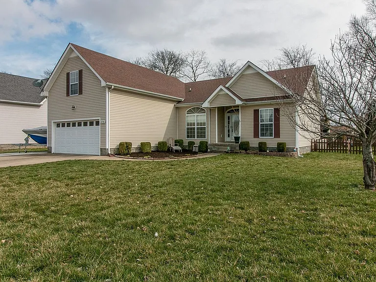 3729 Kendra Ct N — Photo 1