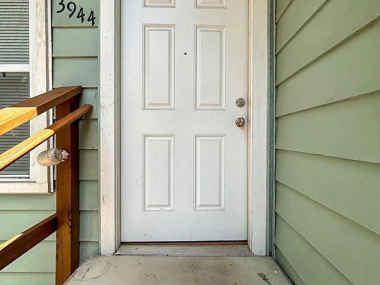 3944 Boone Park Ave #FRONT — Photo 2