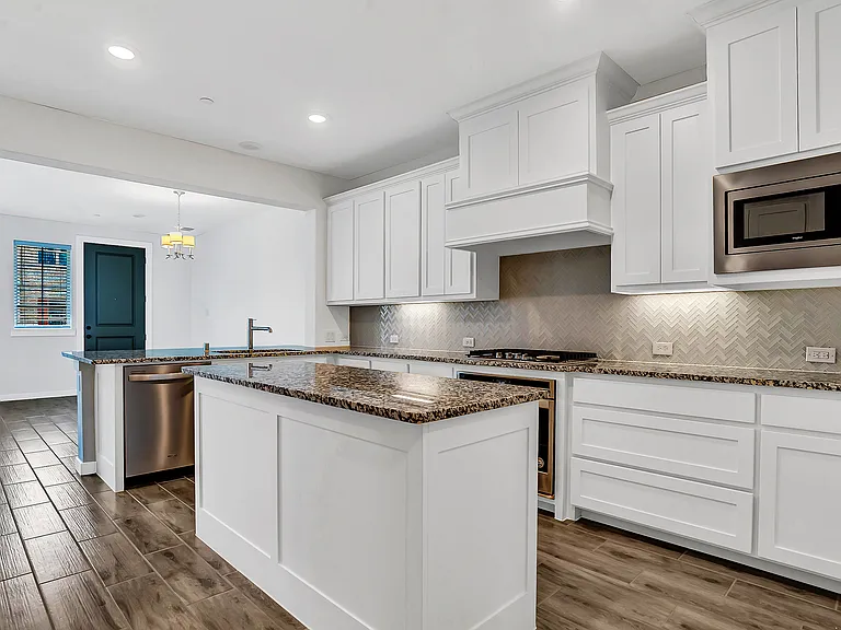 2723 Vista Park Ln — Photo 11