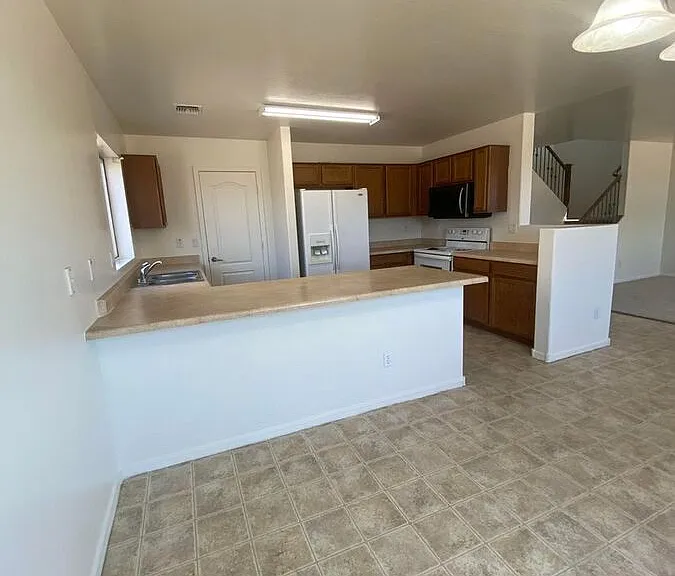 4850 N 113th Dr — Photo 8
