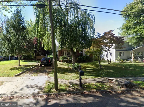 8 Bergen Ave, Voorhees, NJ 08043