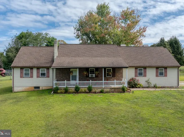 439 Hibernia Rd, Coatesville, PA 19320