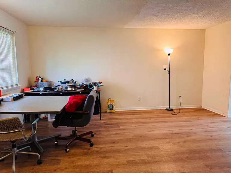 2311 Champion Ct — Photo 8