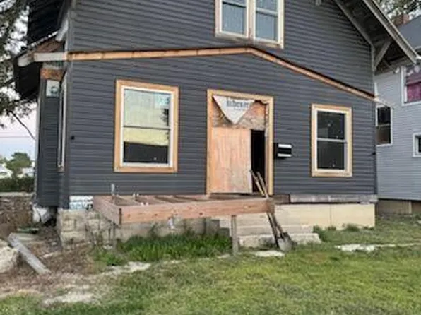 326 S Union St, Fostoria, OH 44830