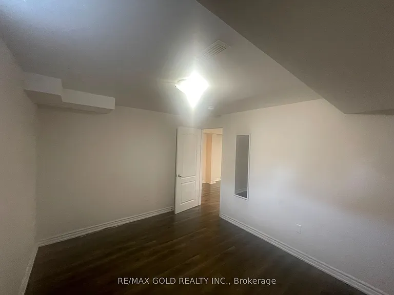 20 Kincaid Ln #BASEMENT — Photo 12