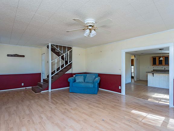 3rd image of 17046 Old Dayton Pike