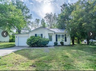 438 Springs Grove Ln, Thomasville, NC 27360