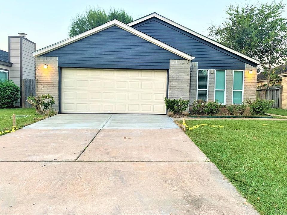1st image of 13818 Peach Hollow Ln