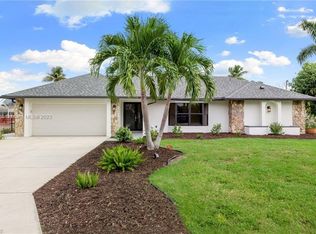6058 Cocos Dr, Fort Myers, FL 33908