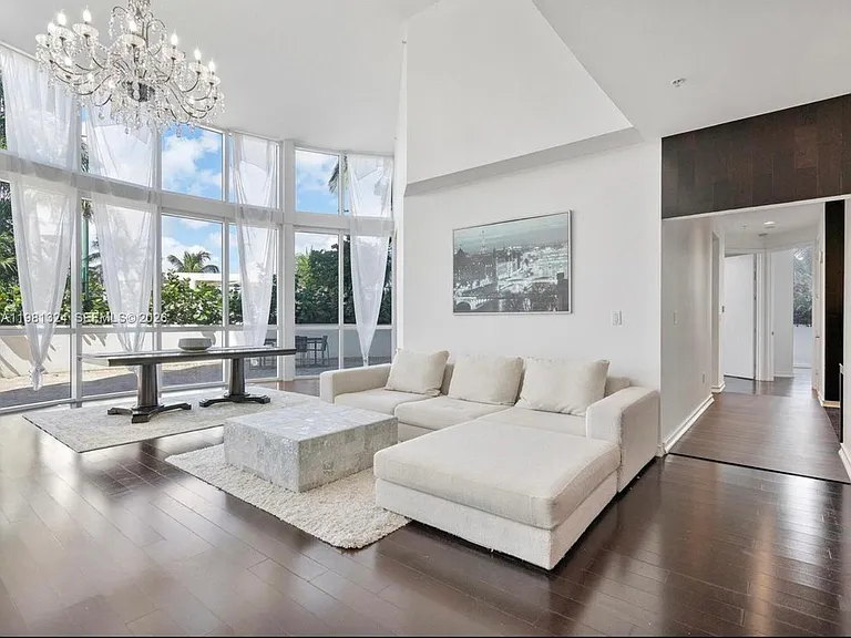 18101 Collins Ave #401 — Photo 3